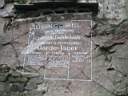 h4 Epitaphe figurant au dessus du blockaus precedent.JPG